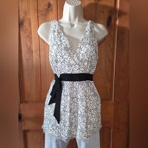 White House/Black Market Chic‎ Black and White Lace Blouse